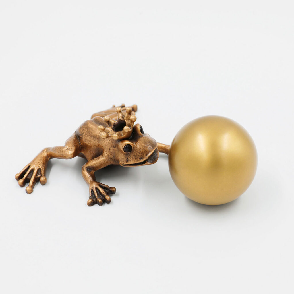 Bronze-Froschkönig