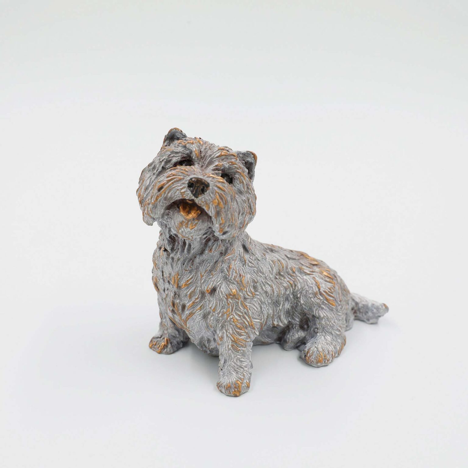 Bronze-Westhighland Terrier